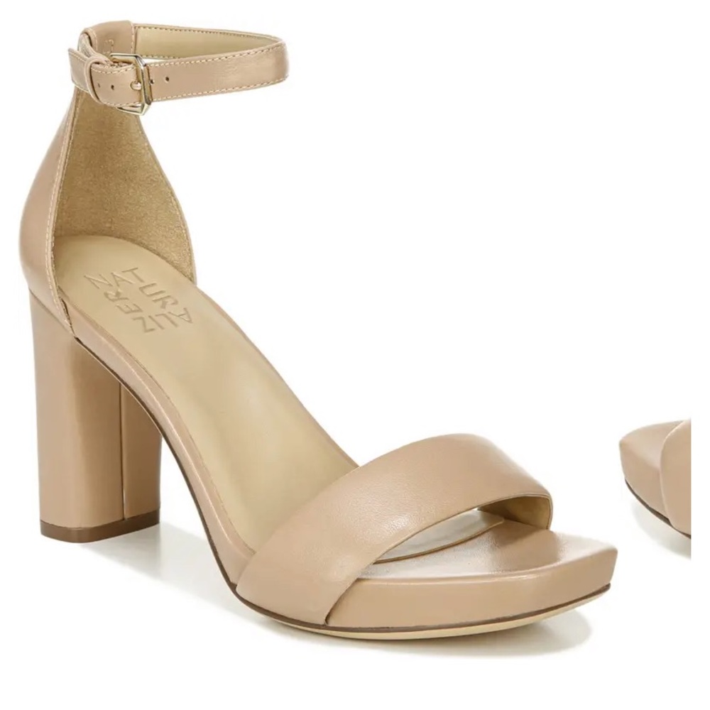 Naturalizer Comfort Joy Nude Leather Block Heel Sandal Size 8